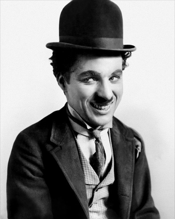 614px-Charlie_Chaplin.jpg